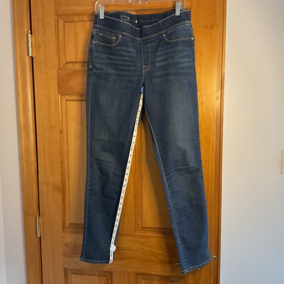 Women’s Stretch Waist Levi’s Jeans, SZ 8 - Picture 6 of 8